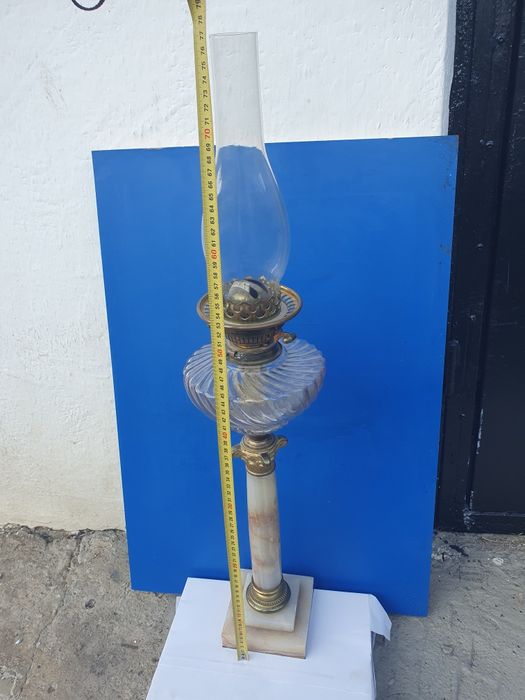 Lampă pe petrol sau gaz