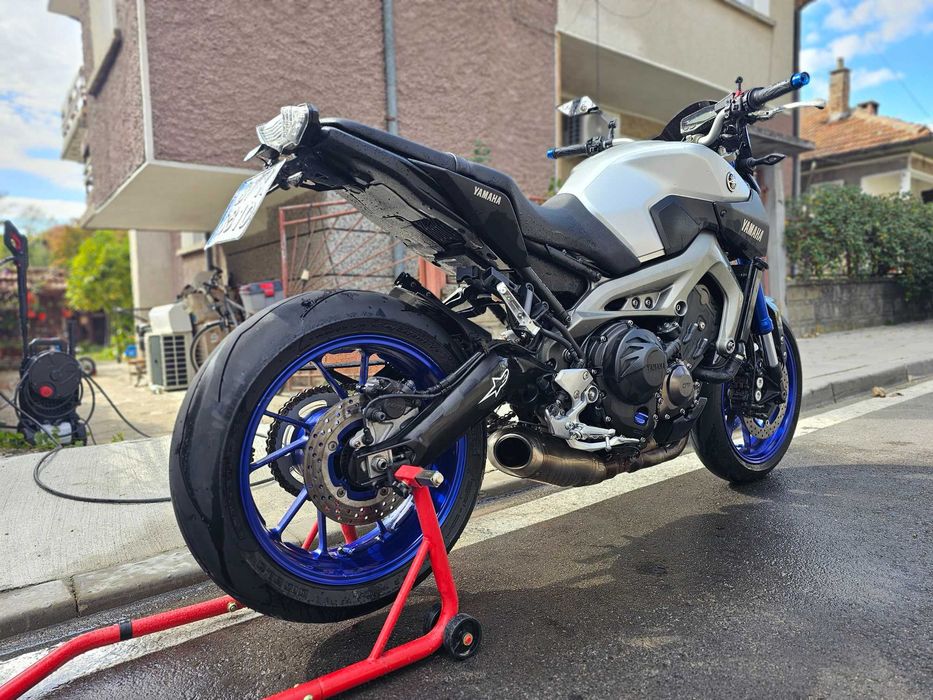 Yamaha MT09 Akrapovic