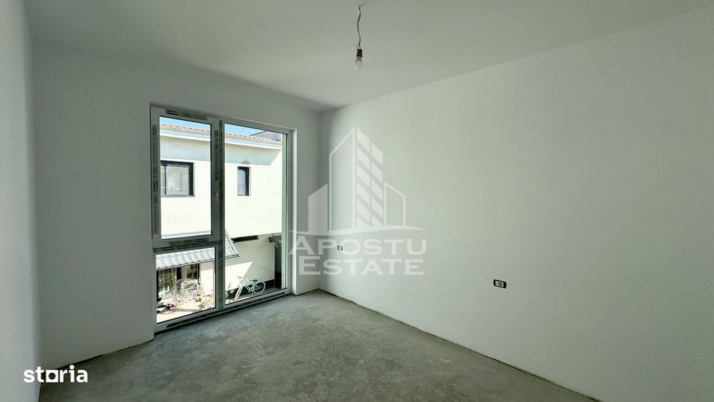 Apartament de vanzare cu 4 camere, etajul intai, Dumbravita