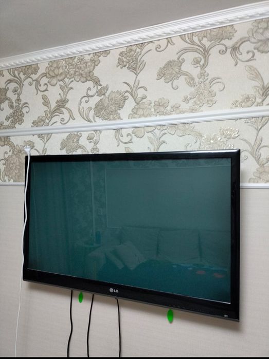 Продам телевизор