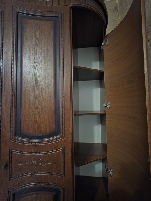Шкаф,кровать  сатылады