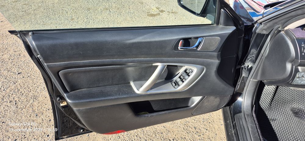 Продам машину Субару Аутбек