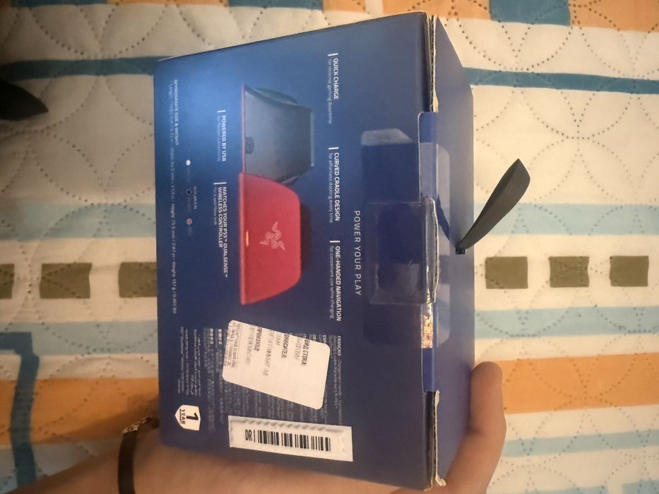 Безжично зарядно устройство Razer - за PlayStation 5, Red