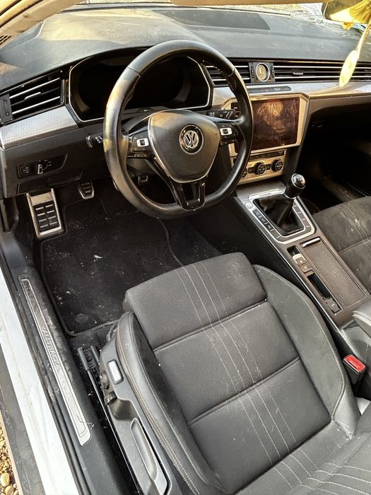 Mochetă picioare interior Volkswagen Passat B8