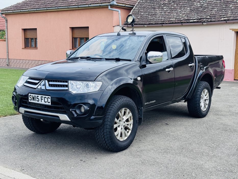 Vand Mitsubishi L200 2.5 DI-D Challenger 2015  2.5 DI-D 178  121.000 km