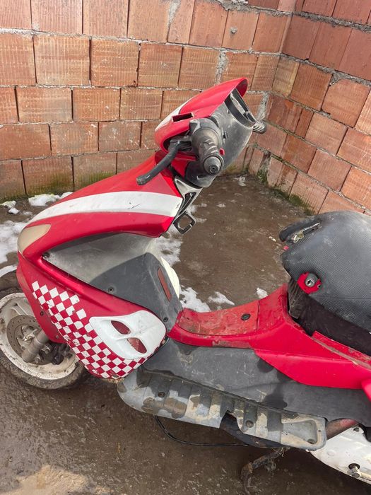 Scuter conține mici reparații