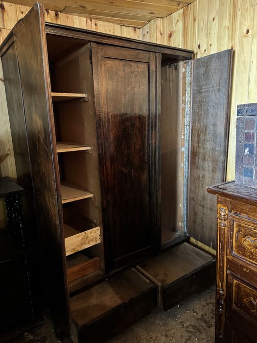 Продам платяной шкаф СССР