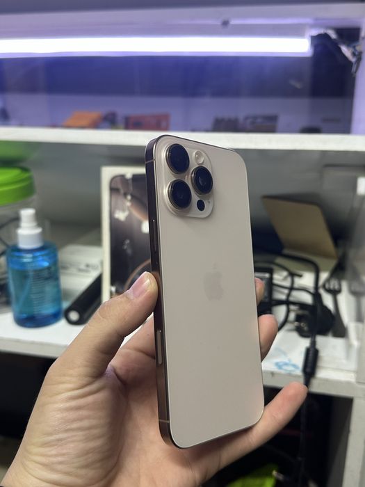 iPhone 16 Pro Max в идеальном состоянии