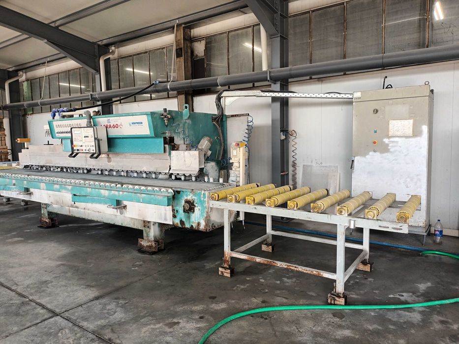 Машина за изработка на под прозоречни первази и стъпала