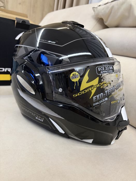 Casca moto Flip-back Scorpions EXO-Tech EVO Traveller