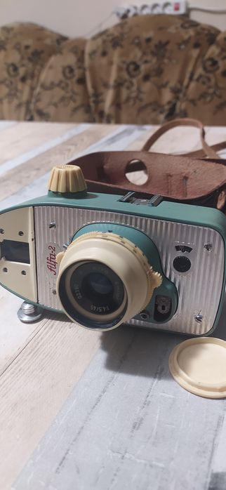 Стар полски фотоапарат "Alfa 2"
