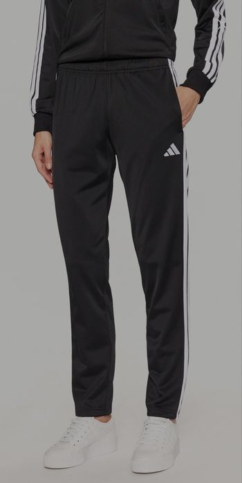 Спортен екип Essentials 3-Stripes JD5434