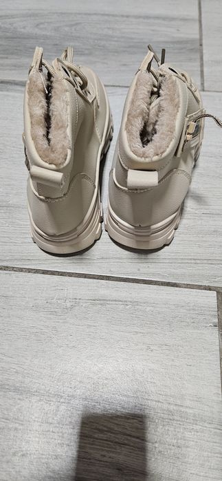 Ghete dama marimea 36 Nou