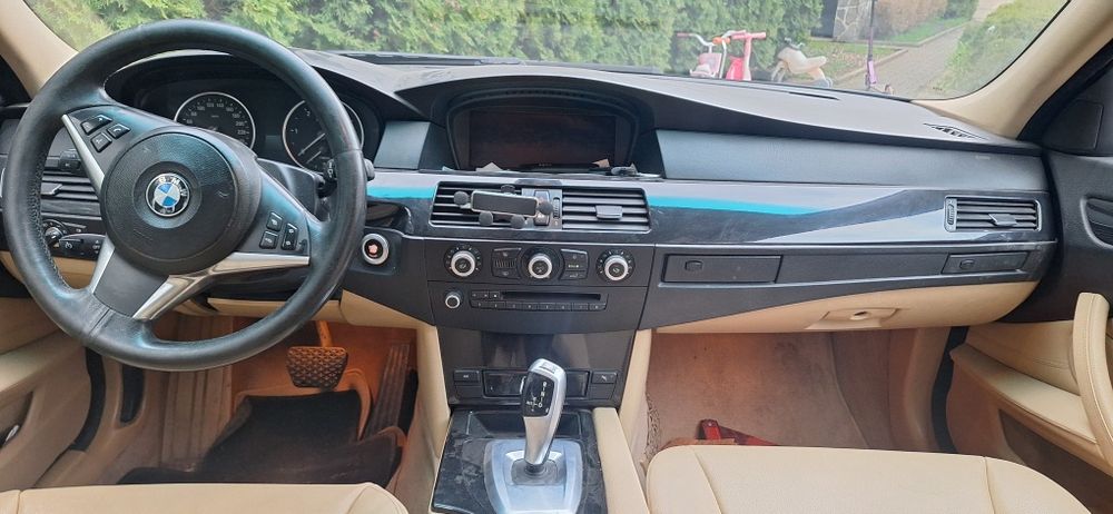 Bmw e60 520d 2009 210cp cutie automata