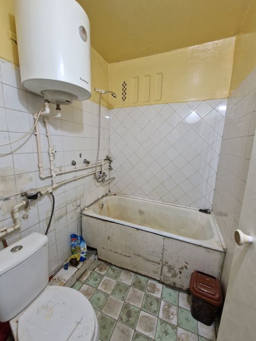 KIUF университет худудида 2 хонали квартира ижарага берилади!