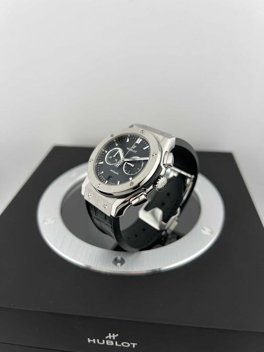 Наручные часы  Hublot Classic Fusion