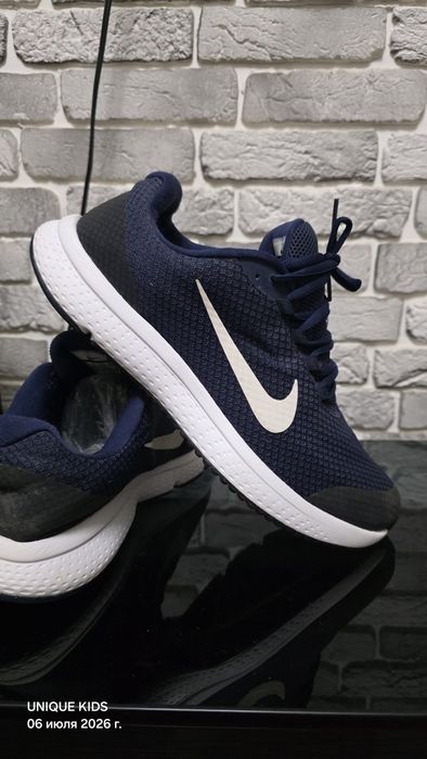Оригинальные кроссы Nike