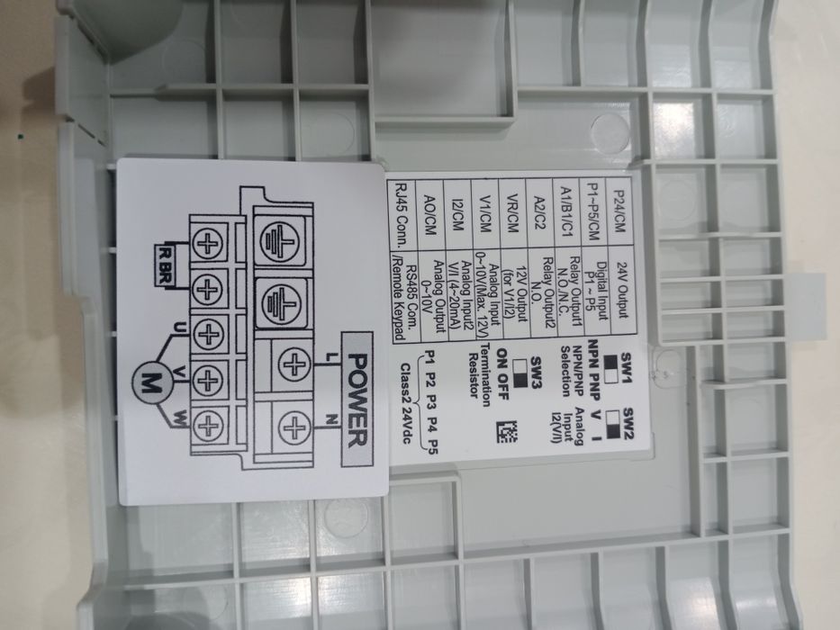 Преобразователь частоты 220V/3фазы