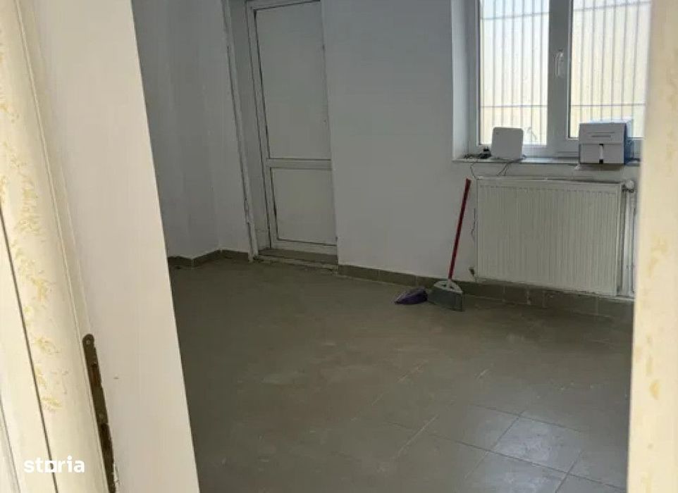 Spatiu comercial Central , 75 metri Cod:161817
