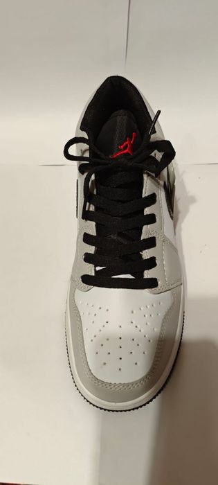 Air Jordan 1 Low | Новые | 41 размер