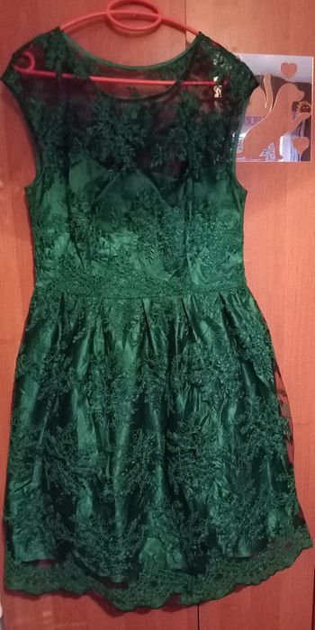 Рокля в зелено L размер