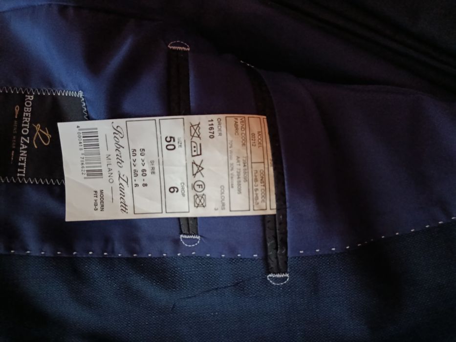 Продам: 3 костюма