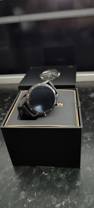 Часовник Huawei GT2