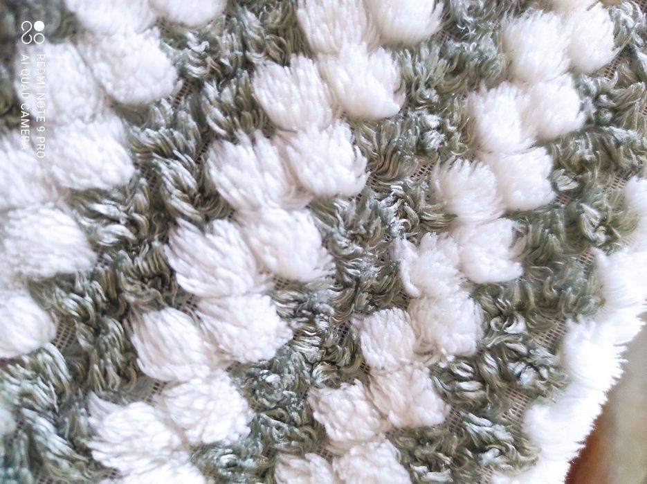 Кофточка на девочку