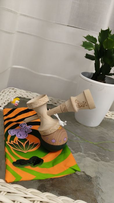 ET PRO MOD Lotus kendama