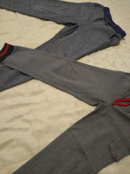 Doi pantaloni de trening copii 5-7 ani