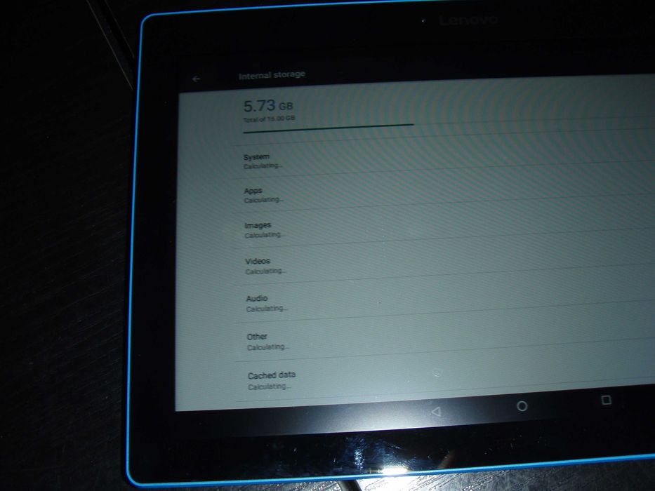 Tableta Lenovo TB-X103F ROM 16 Gb RAM 1 Gb