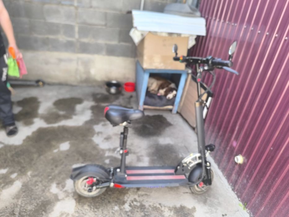 Продам Электросамокат