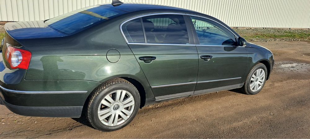 VOLKSWAGEN Passat 0 — imagine 3