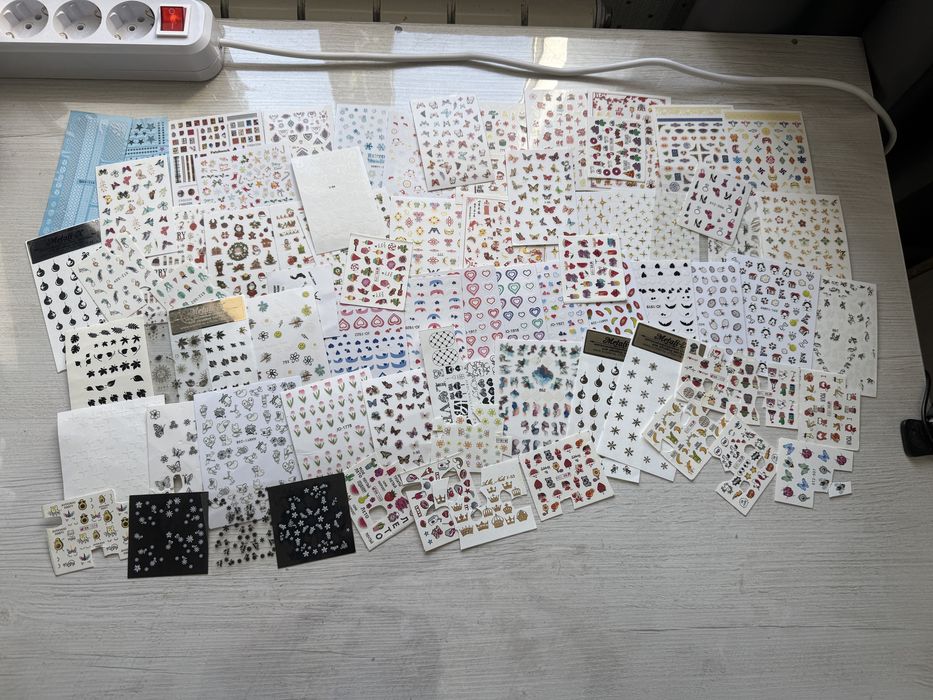 Слайдеры для маникюра