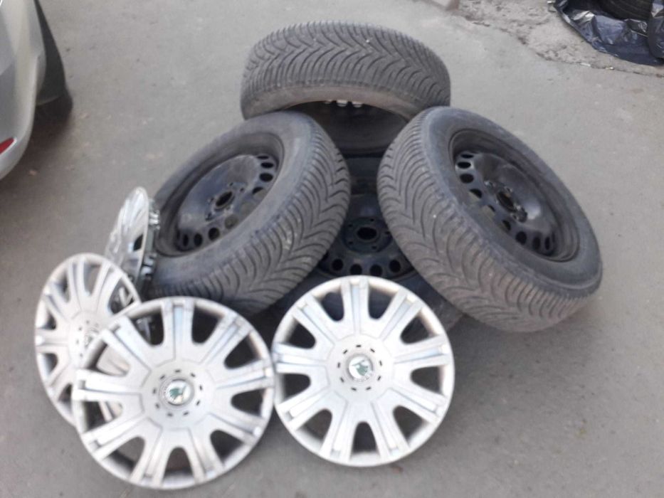 Set 4 roti iarna complete Anvelopa+Janta+Capac 195/65/R15
