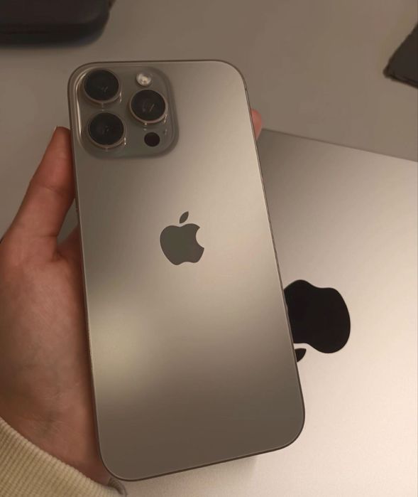 iPhone 16 PRO MAX  Natural Titanium  Accept Schimburi