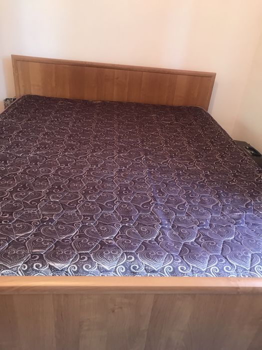 Продается Кровать спальная