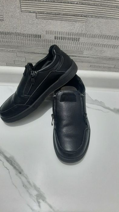 Детские туфли 27 и 32 размер