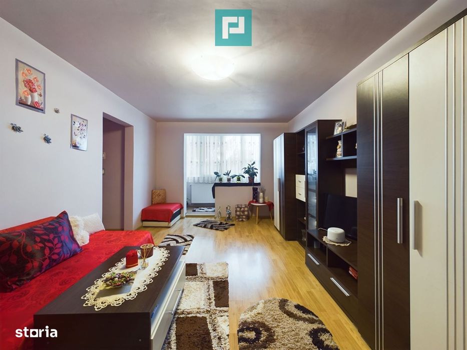 Apartament 3 Camere în Vlaicu, la Z-uri