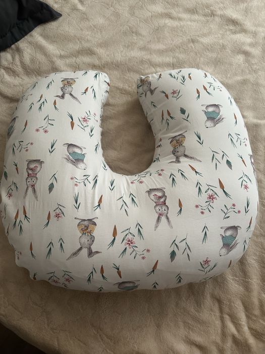 Подушка для кормления