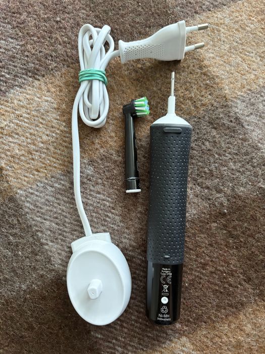 PERIUȚA electrica Braun oral B Pro timer