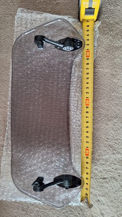 Универсален дефлектор за мотоциклет.