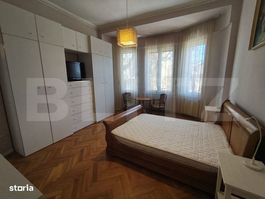 De inchiriat apartament lux zona ultracentrala cu garaj si loc de parc
