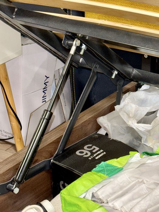 Спалня (двойно легло) с матрак 210/160/25 + подарък