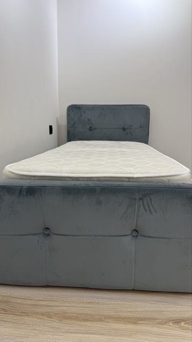 Кровать детская с матрасом