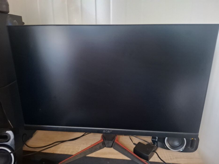 Acer 24 imch  без рамков монитор