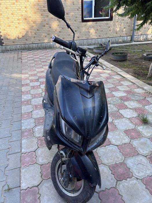 Продам мопед м8 лия 150куб