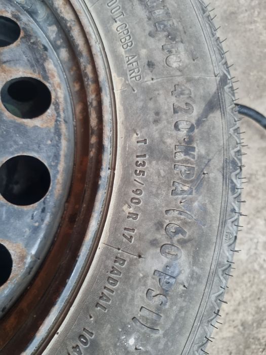 Резервна гума патерица за Bmw X3 135/90/17