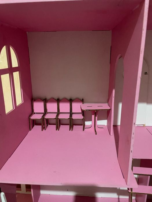 Продам домик для кукол