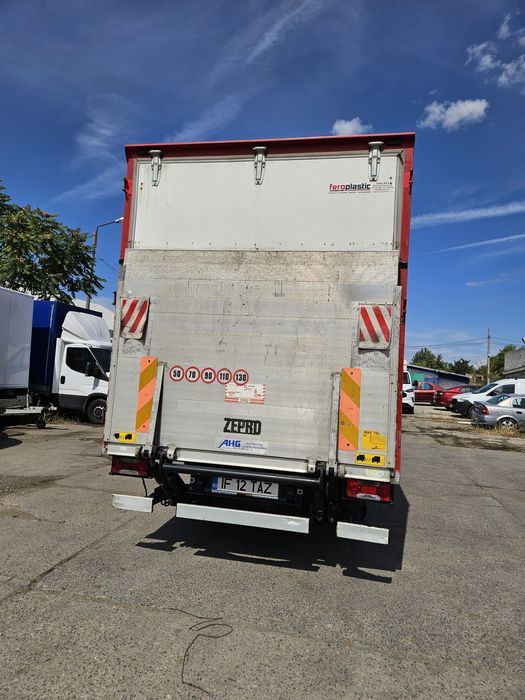 Iveco daily cu lift 35S11